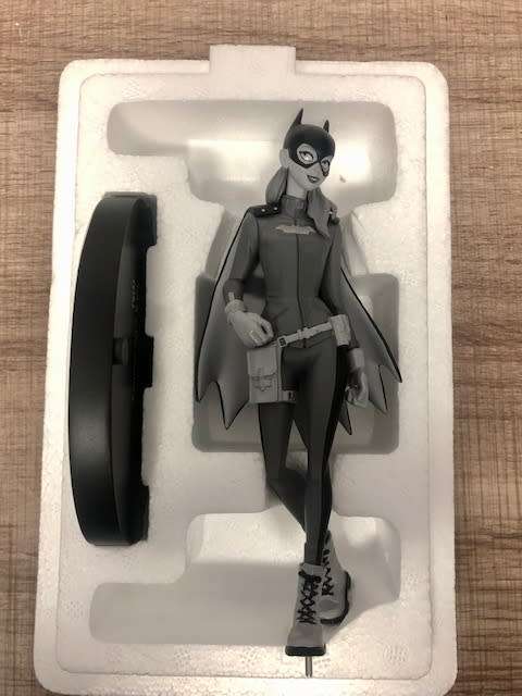 ULTRA-RARE | BATMAN BLACK AND WHITE STATUE NO.65 - LIMITED EDITION #2025