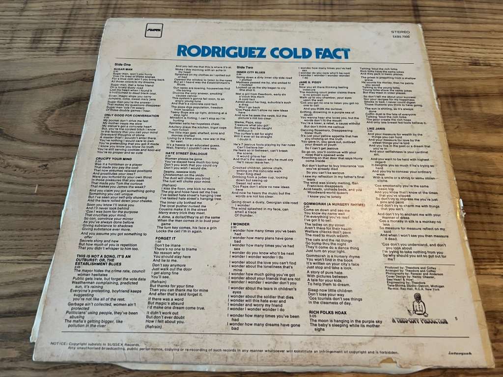 BULK LOT OF 6 X VINYL ALBUMS - INCLUDING THE HIGHLY COLLECTABLE `COLD FACT`