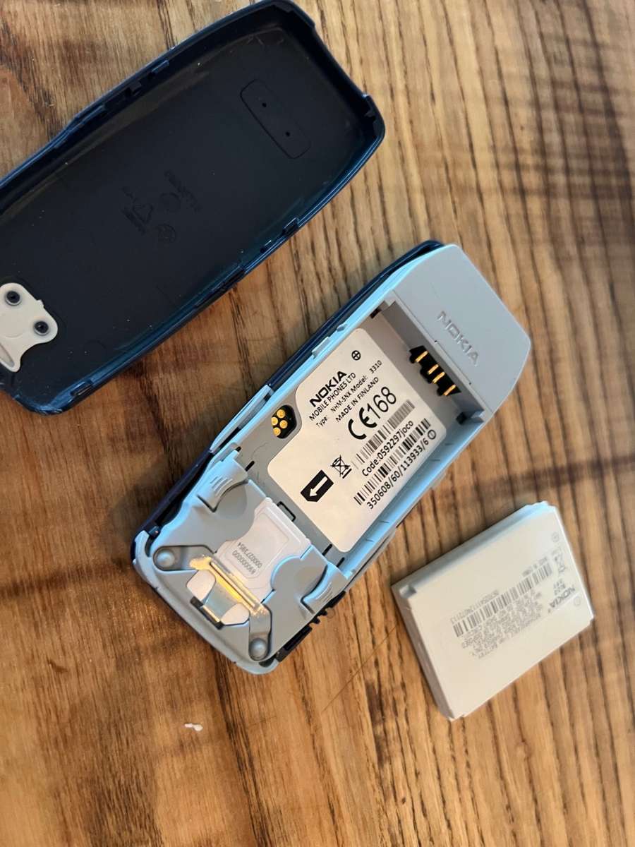 NOKIA 3310 - REFURBISHED - NOT WORKING (BATTERY DEAD)