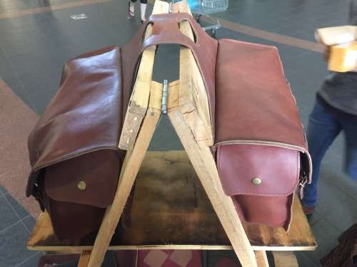 Geniun Leather sadelback for motorbike