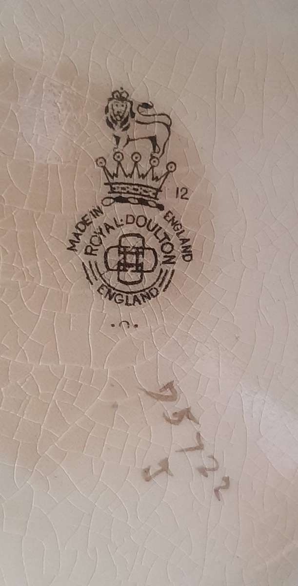 Royal Doulton Kingsware whisky jug. `Mr. Pickwick proposes a toast`