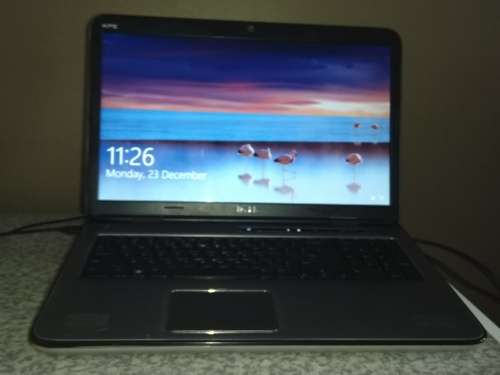 Dell Laptop: XPS 17 L702X with inbuilt JBL Subwoofer