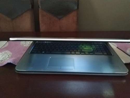 Dell Laptop: XPS 17 L702X with inbuilt JBL Subwoofer