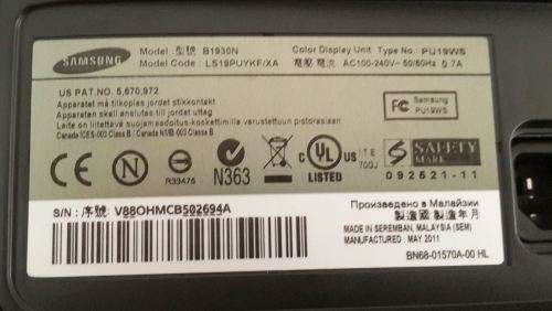 SAMSUNG 19" LCD Monitor