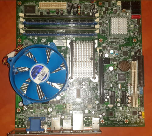 ***COMBO**** Intel Core 2 Quad + Intel Motherboard + 4GB RAM