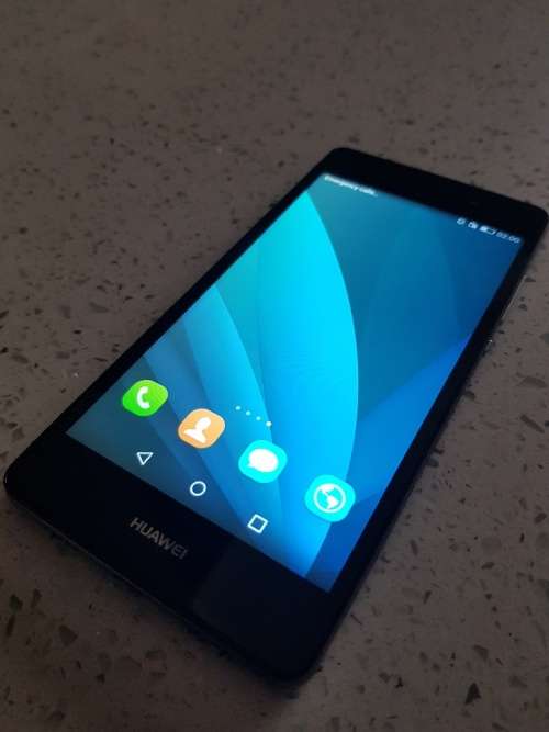 Huawei P8 lite 16GB Dual sim - Please Read