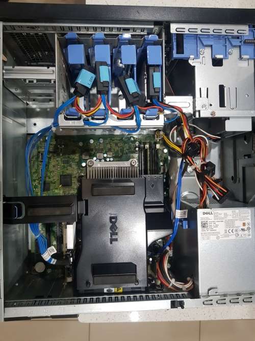 Dell PowerEdge T110 II - Server Tower - Xeon CPU + 16gb ram + 600gb Hdd