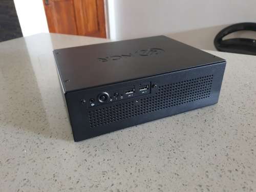 Like New - 8th gen i5 + 8gb ram + 120gb ssd