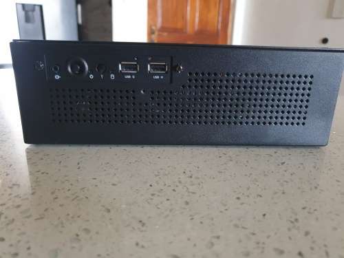 Like New - 8th gen i5 + 8gb ram + 120gb ssd