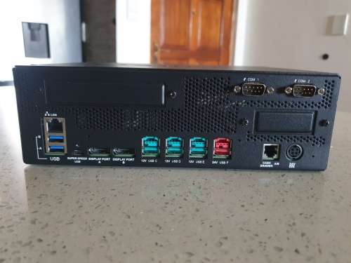 Like New - 8th gen i5 + 8gb ram + 120gb ssd