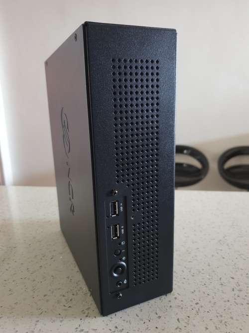 Like New - 8th gen i5 + 8gb ram + 120gb ssd