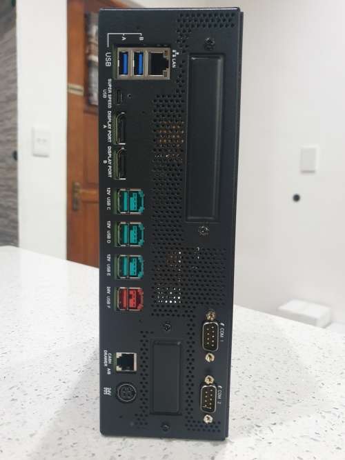 Like New Mini PC - 8th gen i5 + 8gb ram + 120gb ssd