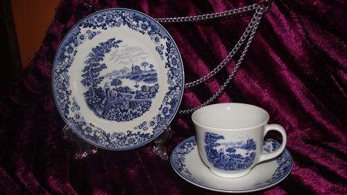 ** TRIO ** FROM THE HOUSE OF WILLIAM & JAMES* *Staffordshire England