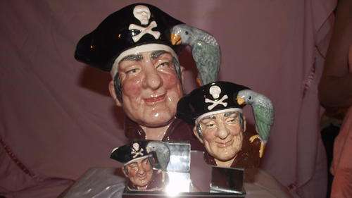 LONG JOHN SILVER D6335 - Royal Doulton Character Jugs COMPLETE SET SELDOM SEEN