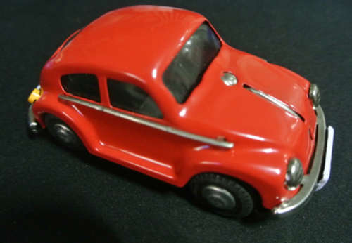 tin plate Red Beetle car
