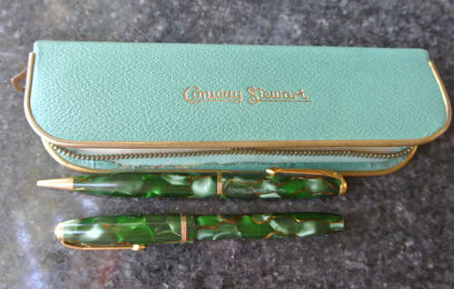 Conway Stewart Fountain pen+ pencil set (fountain pen has a 14ct gold nib)