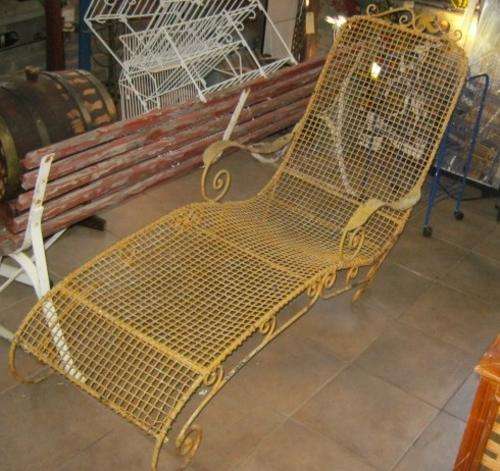 antique wrought iron pool lounger (b)