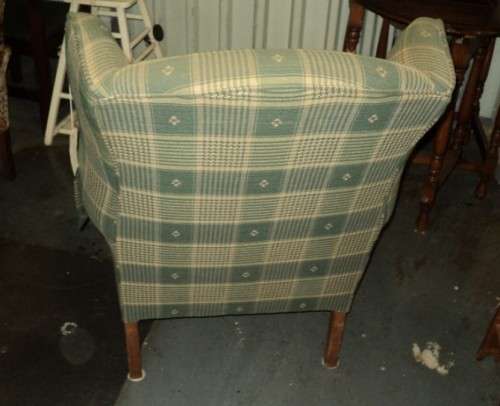 wing back chair