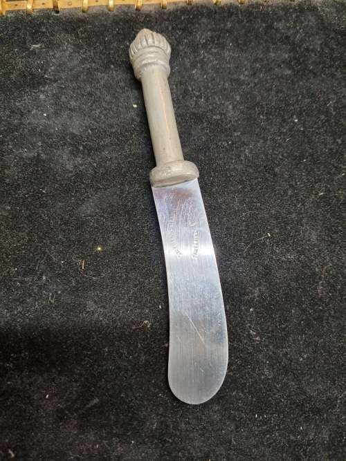 Carol boy`s butter knive