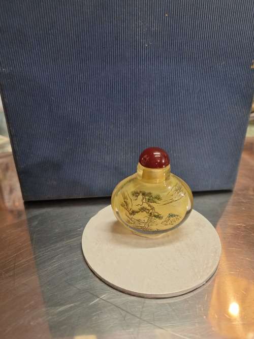 Chinese antique stuff bottle