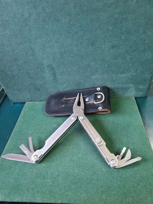Leatherman  sideclip knive