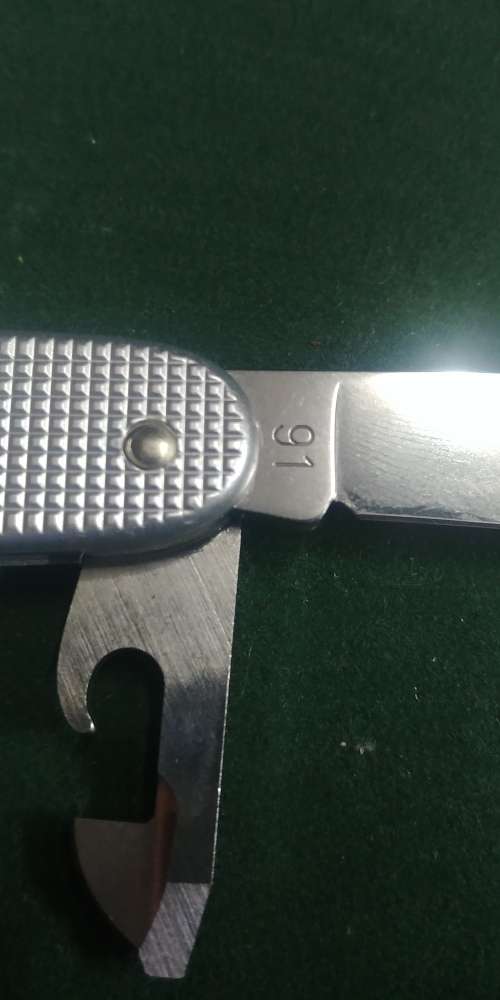 Victorinox pioneer Alox silver