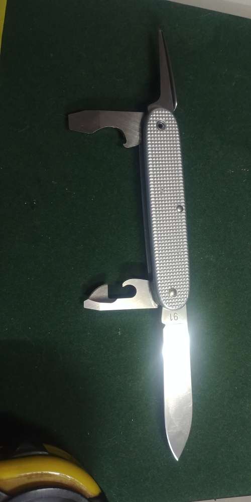 Victorinox pioneer Alox silver