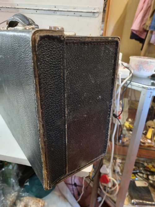 Antique Doctor`s suite case