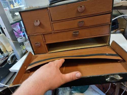 Antique Doctor`s suite case