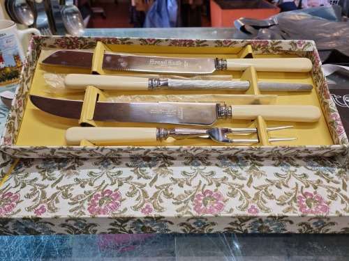 Antique bone handel bread knive and carving set