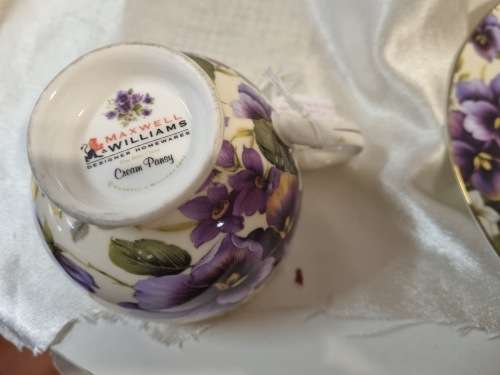 Maxwell and williams cream pansy trio
