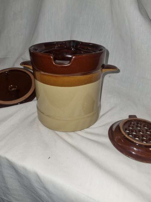 Vintage dripping jar