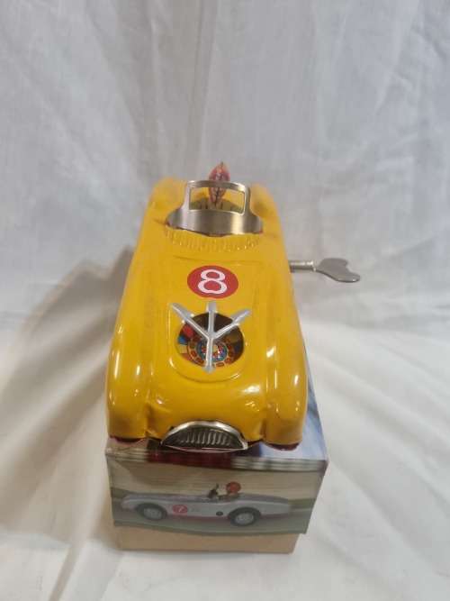 Tinplate yellow racer