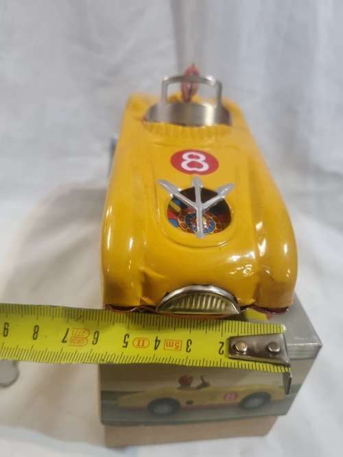 Tinplate yellow racer