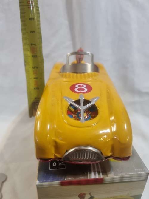 Tinplate yellow racer