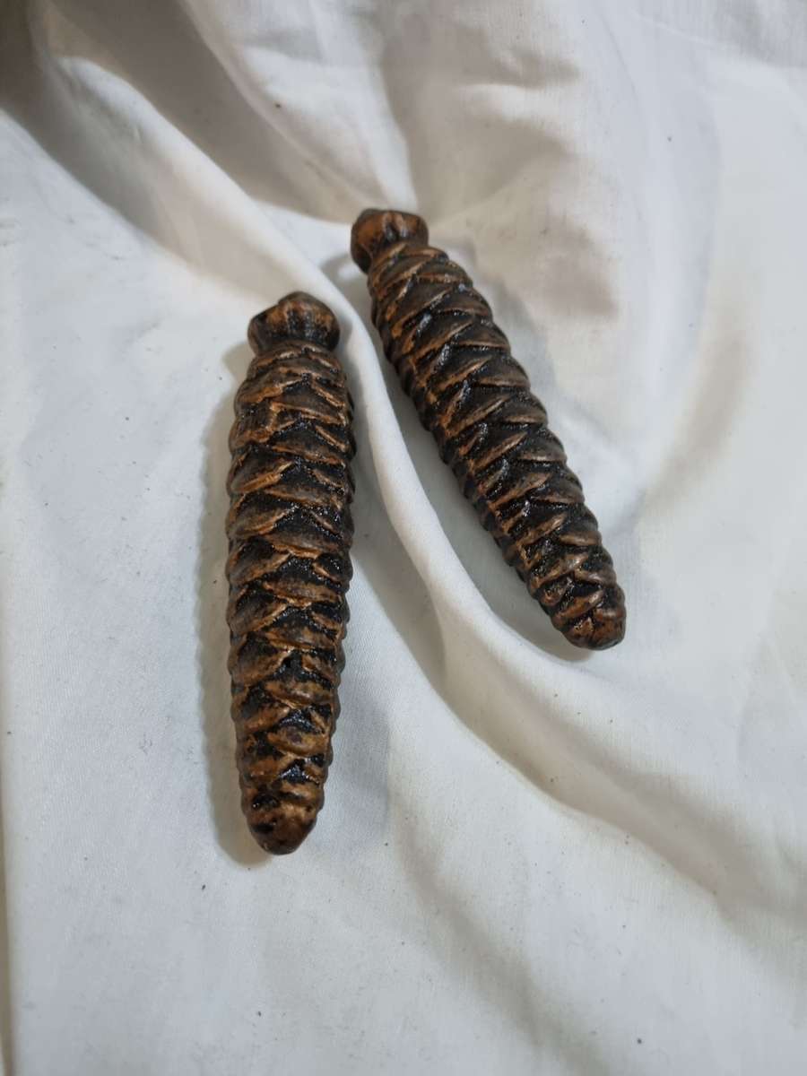 Cuckoo clock made in Germany miss 1 hand (not tested selling as is)