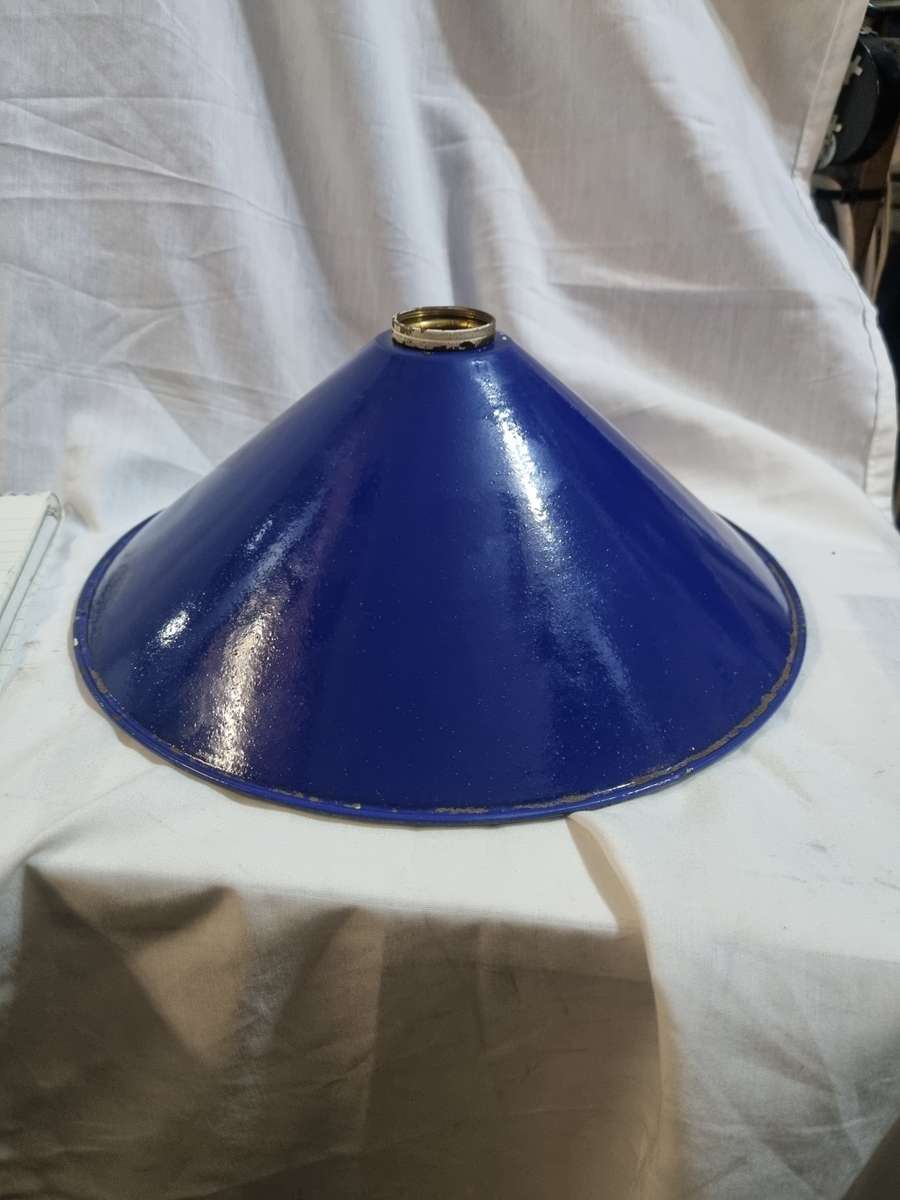 Blue and white enamel light fitting 25cm diameter