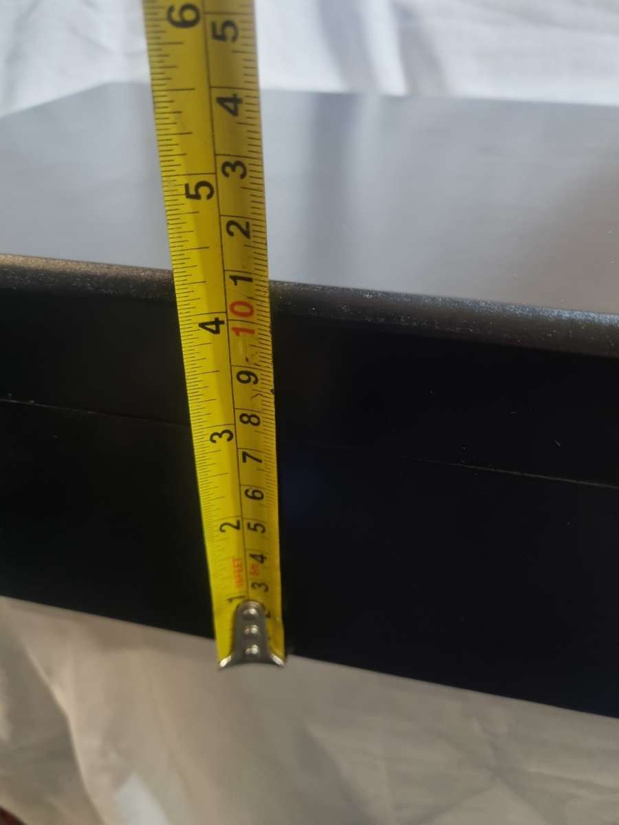 Cigar humidor gift set with ashtray and cutter