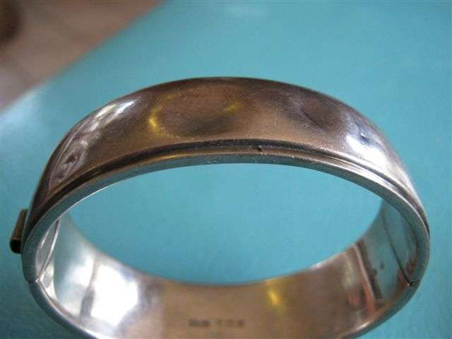 Collectable bracelet