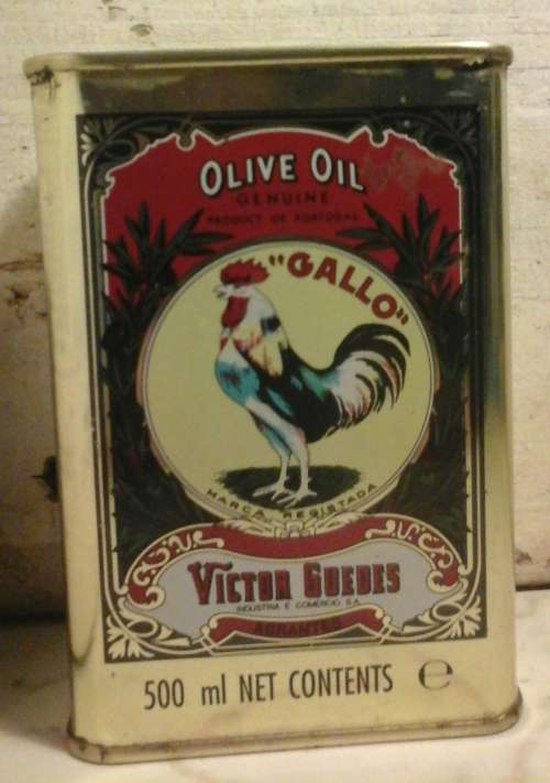 VINTAGE 'GALLO' OLIVE TIN