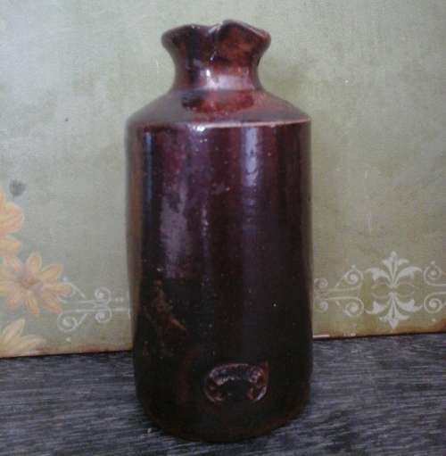VINTAGE STONEWARE INK BOTTLE