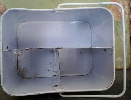 VINTAGE CUTLERY STACKER