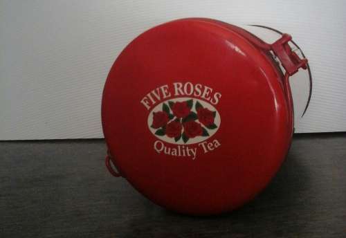 VINTAGE FIVE ROSES TEA TIN