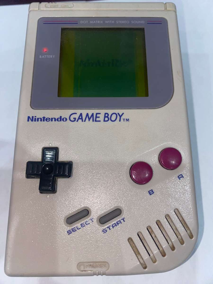 NINTENDO GAME BOY