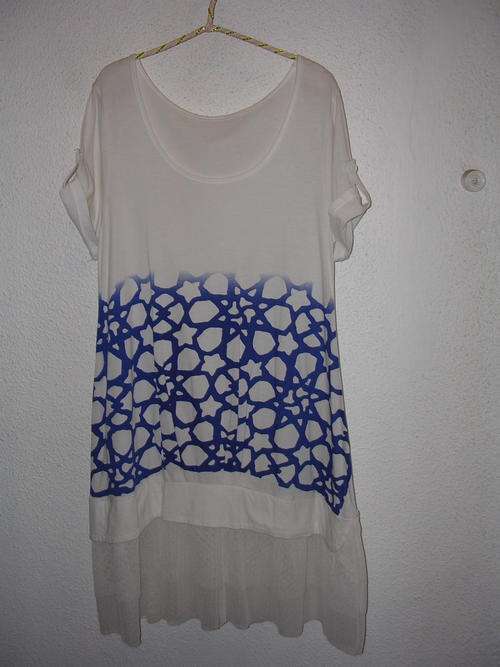 Leisure Shell Pattern and Mesh Hemline Dress  Size : 34/36