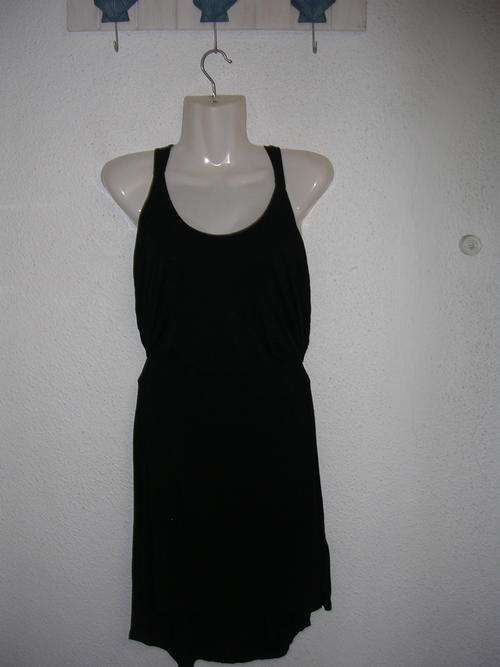 Sexy Little Black Dress, Details at the Back