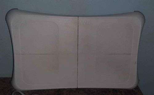 WII NINTENDO GAME BUNDLE (ONE BID FOR EVERYTHING)