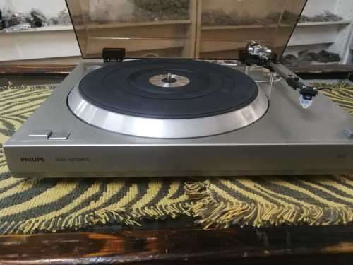 Philips Semi-Automatic Turntable