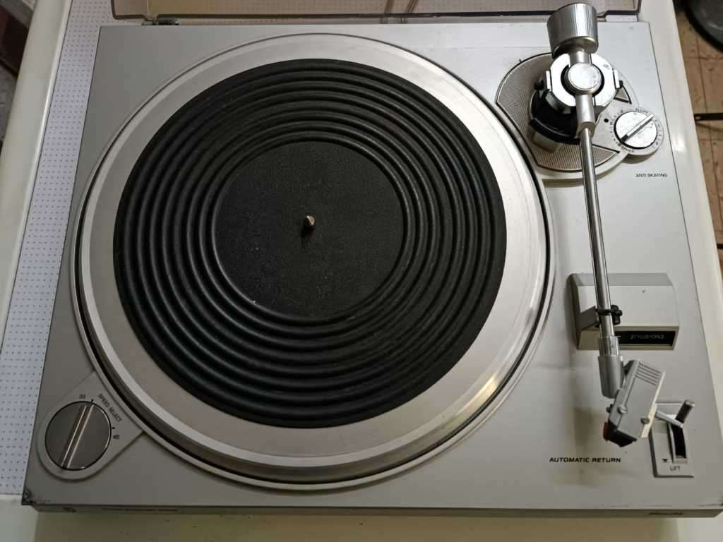 Philips F7122 Synchro Drive Turntable