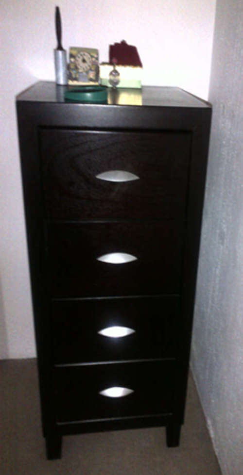 Bedroom Units Drawers and Bed side table